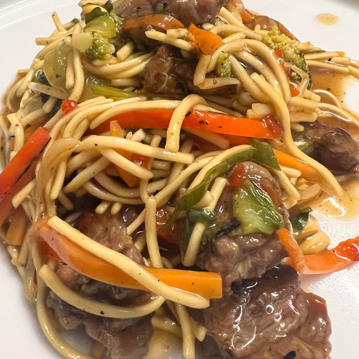 Beef with Vegetables and Wok Noodles